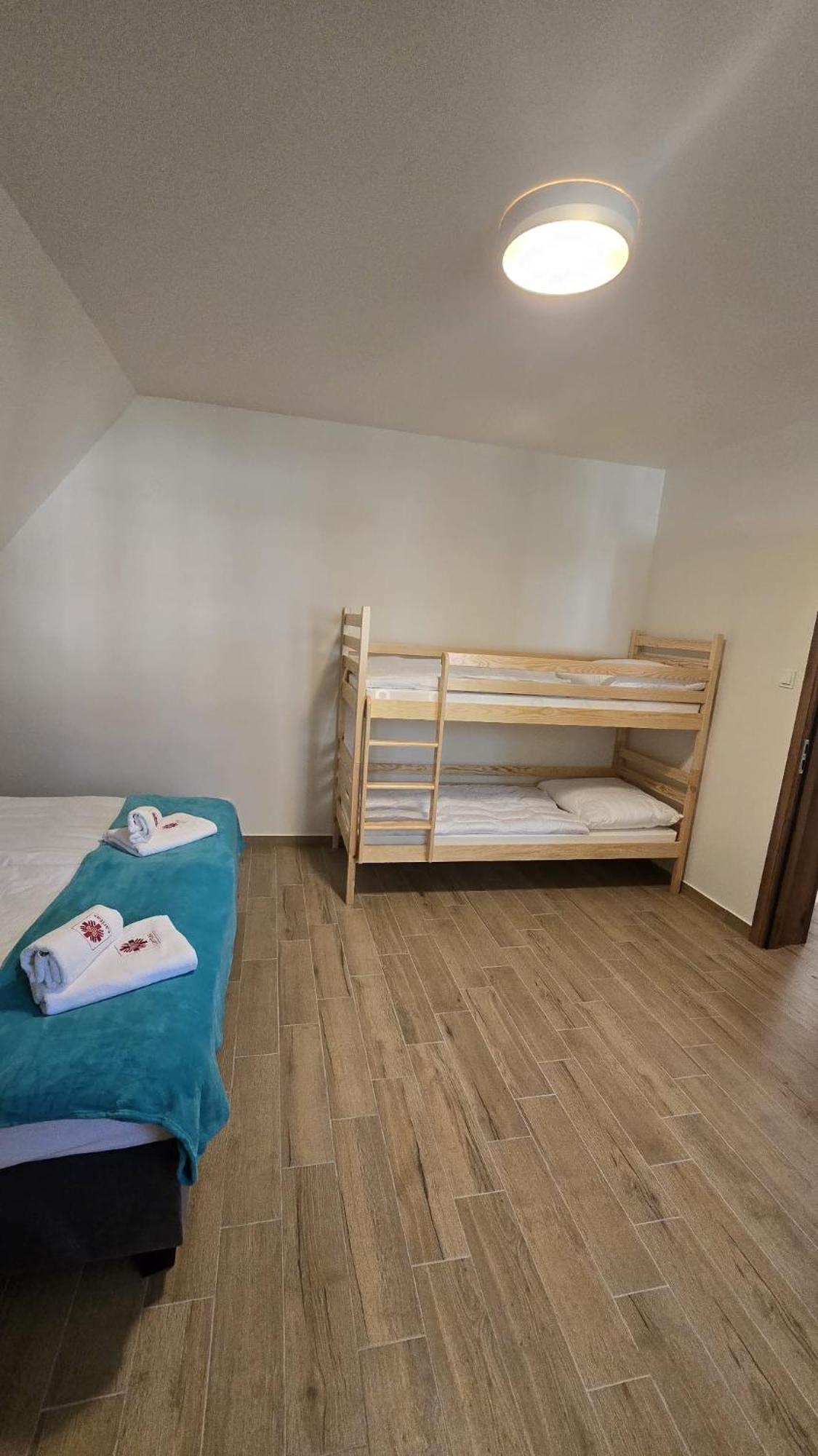 Osrodek Wypoczynkowy Caritas Diecezji Koszalinsko - Kolobrzeskiej Przystan Podczele Kolberg Exterior foto